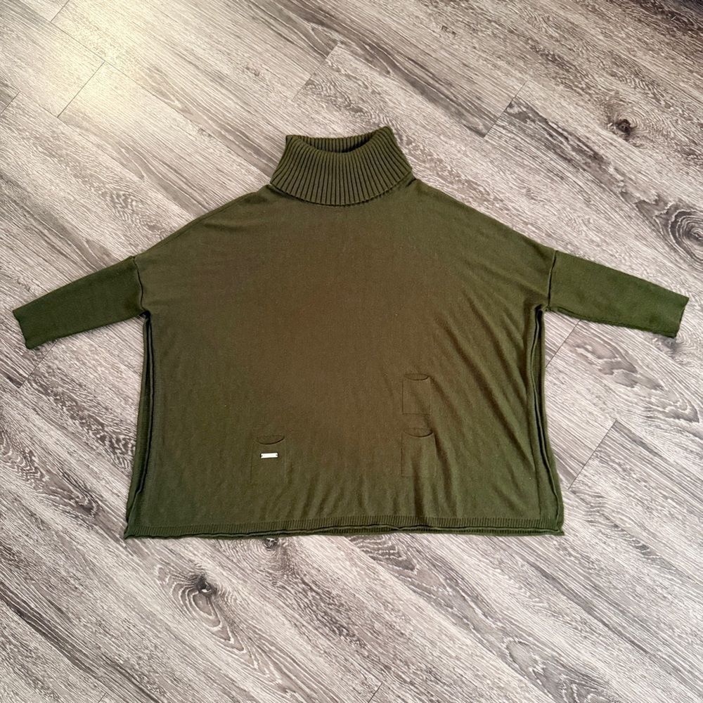 Mersea Catalina Turtleneck
